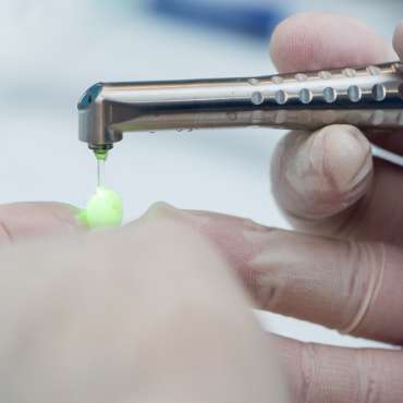 Lasers in dental treatment